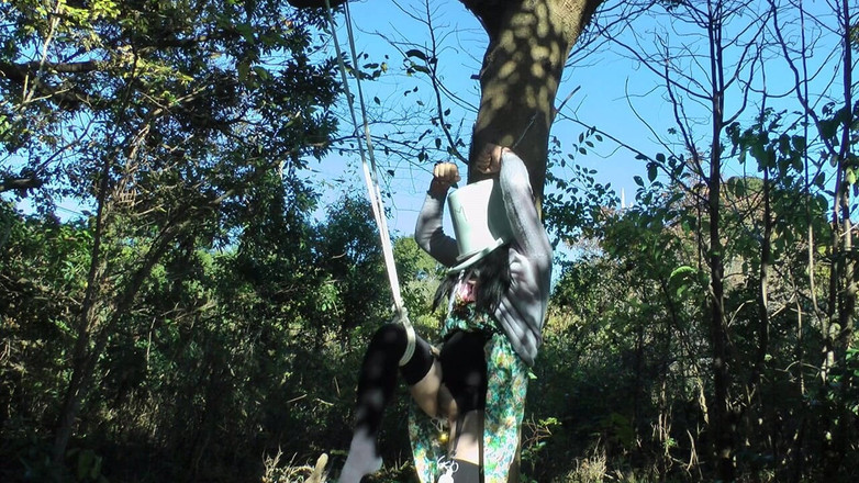 megu2002: 調教師様からの命令　no23　片足吊るしでバケツ放置お仕置き