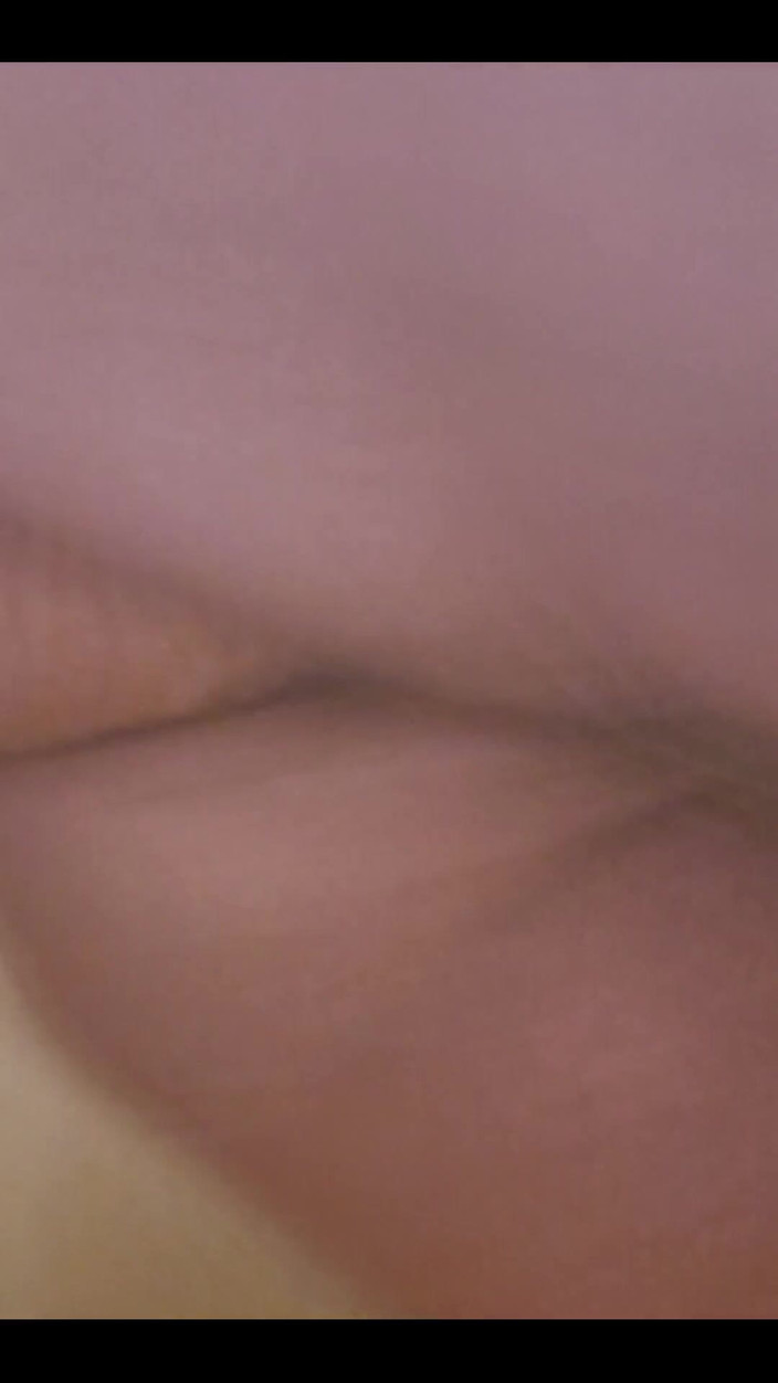 Curious Jay: Aku lagi asik muasin 4 mainan seks favoritku