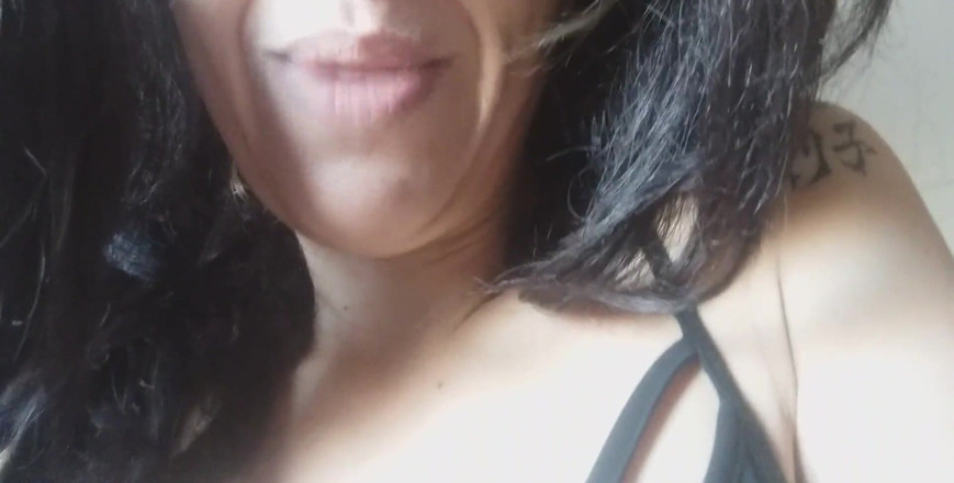 savannahamatoriale: My Step Brother-in-law Me to Take Him in the Ass...