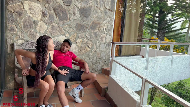 Frankheska: Трах на балконі з моєю падчеркою - це диво, частина 1