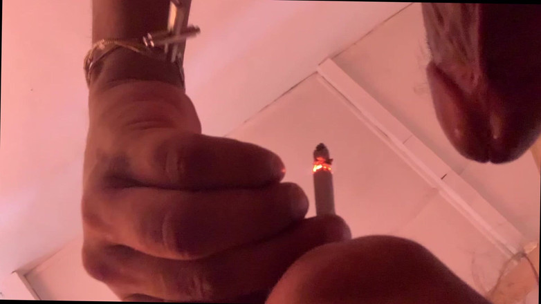 Tina Baby: Швидкий трах під час обідньої перерви, щоб подоїти сперму, я не міг принести сьогоднішній обід