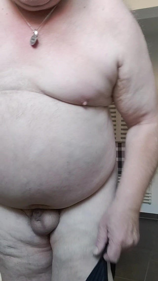 Karlchengeil: Gros plans