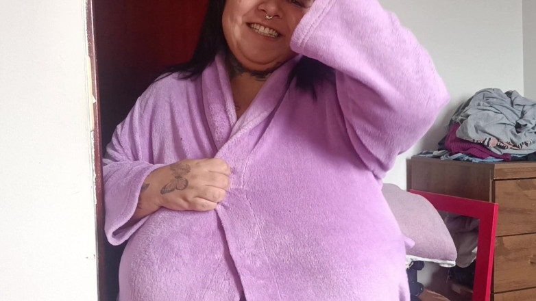Mary Jhuana: BBW Smoke Fetish: Sensual Robe Tease in POV