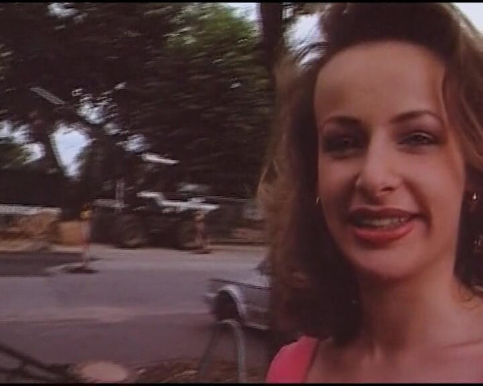 Deutsche XXX Filme: 德国模特在试镜时展示她完美的自然身体