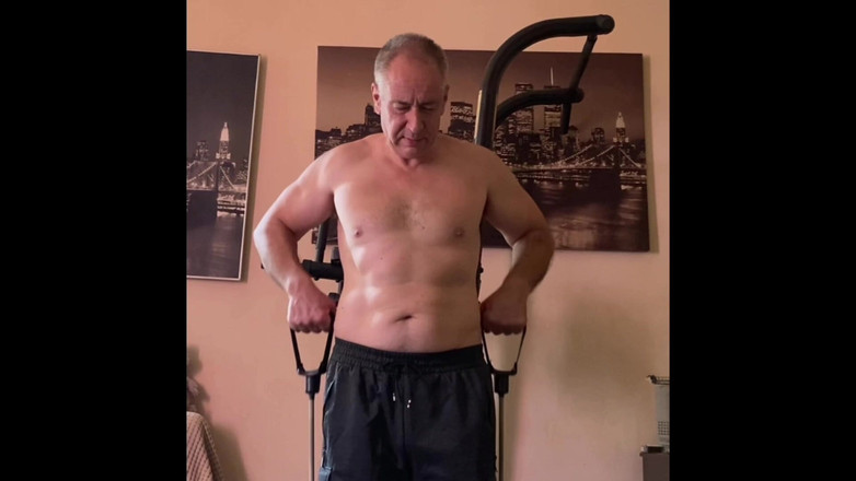 Alex Art: Bir dambıl gibi, sadece bir penis