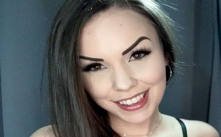 ImMeganLive: Malý tanec a malá kundička!