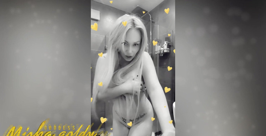 Goddess Misha Goldy: Toužíš mi dát všechno, co si zasloužím. Jsi tak závislý...