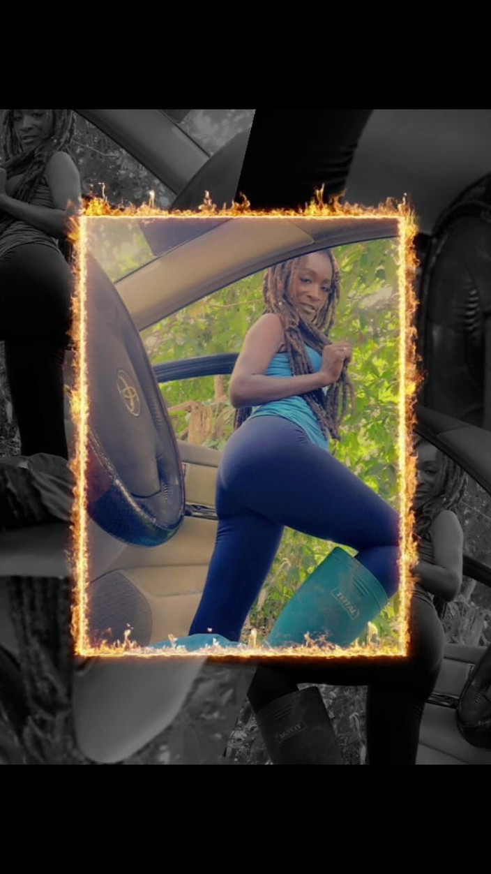 TristiMilli: 그 후장 뒤에서