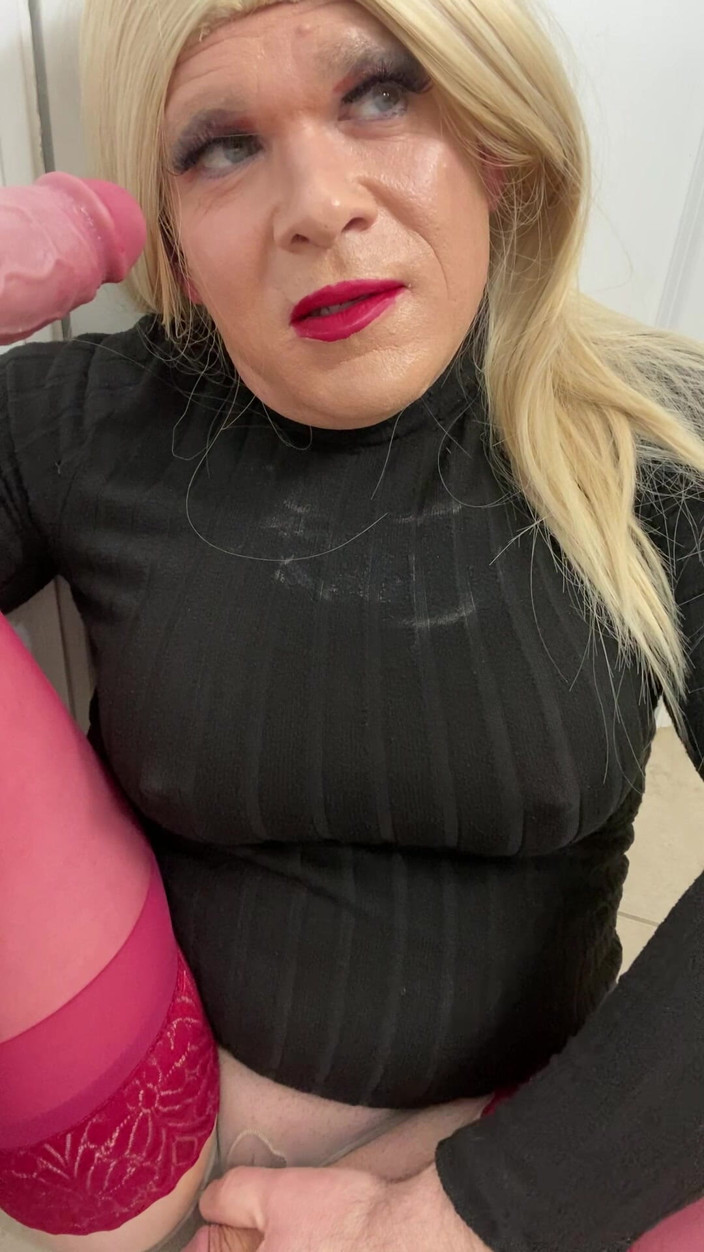 MadisonCD2025: बहिन ट्रांसजेंडर सेक्सी फेमबॉय क्रॉसड्रेसिंग रंडी लंड चूसती है और चोदने लायक सौतेली मम्मी से बात करती है कि वह उसे कैसे दिखाएगी कि लंड चुसाई कैसे करनी है