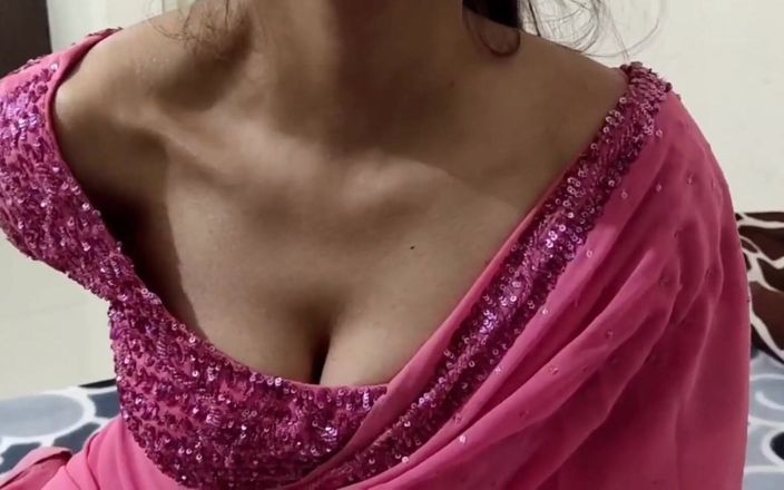Saarabhabhi6: Jeu de rôle sexuel en hindi - la première fois de...