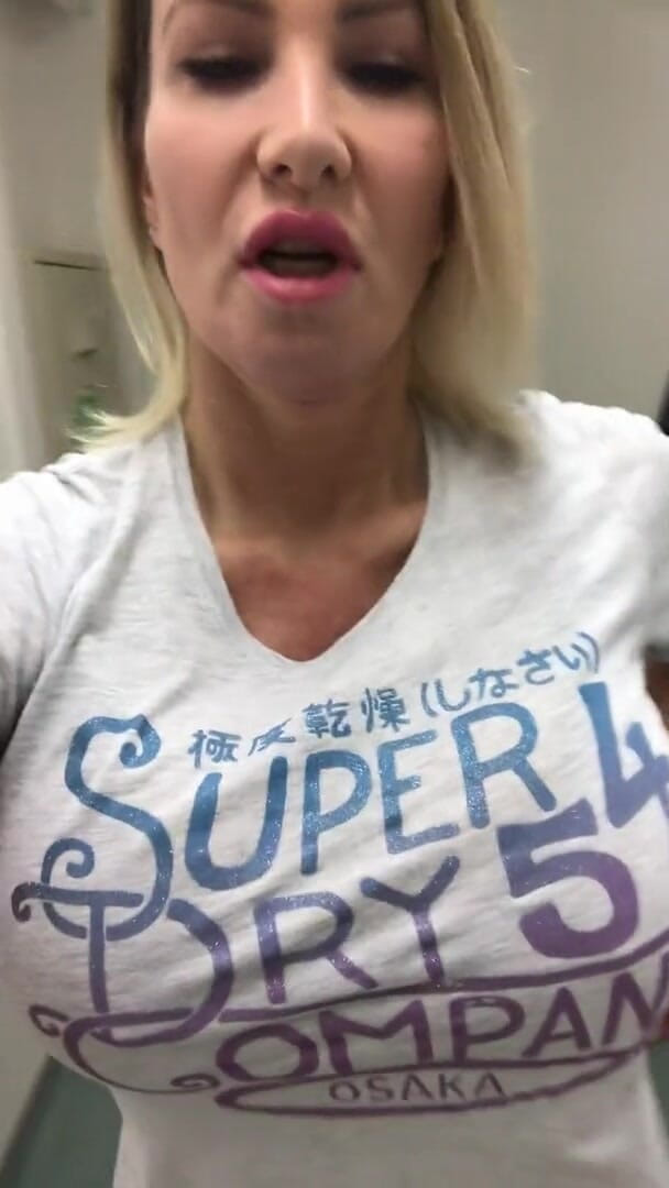 Sophie James: Wanking in the hospital toilet extended version