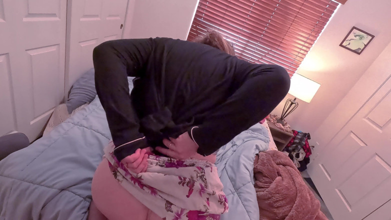 Erin Electra: Stepmom Impregnation POV