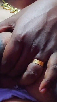 Des couples desi indiens adorent la vidéo de sexe complète