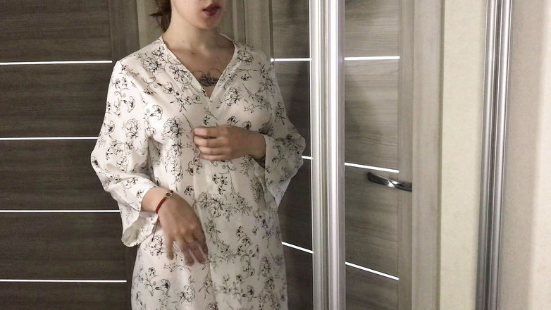 NellySex: Usando meu brinquedo sexual no chuveiro