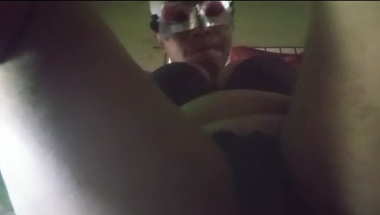 Lovelee: Come and Fuck My Pussy Now
