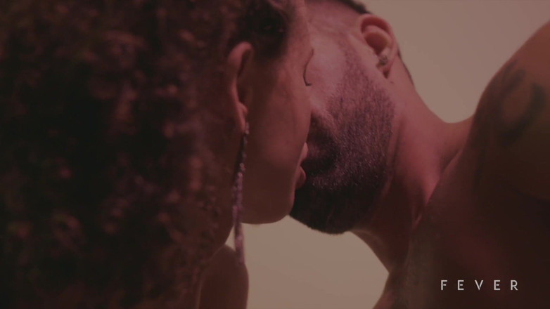 Fever Films: Erkek arkadaşımla çılgın bir sikiş