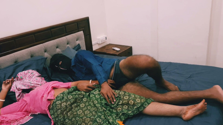 Kavitamaam: Meri Girlfriend Ke Sath Sex Public Place Me Sex Video.