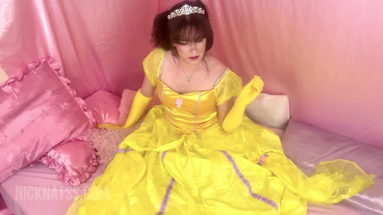 Natalie Napoli: La tua principessa sissy gay