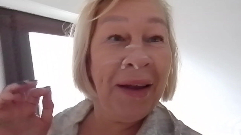 Crazyfamily 1970: Transei com um vizinho no patamar