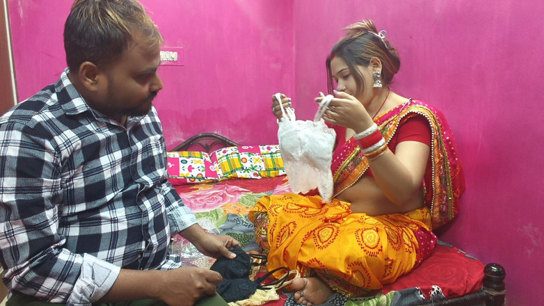 Sona bhabhi: Il mio devar mi scopa forte poi mi sborra in...