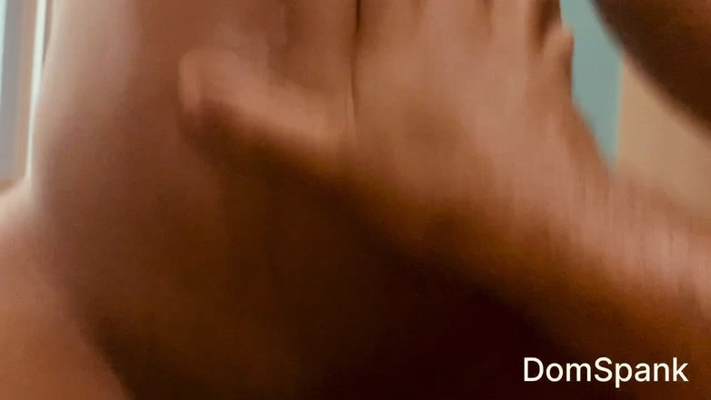 RealDomSpank: Чернокожую красотку-модель жестко трахнули, за что она наслаждается моим хуем