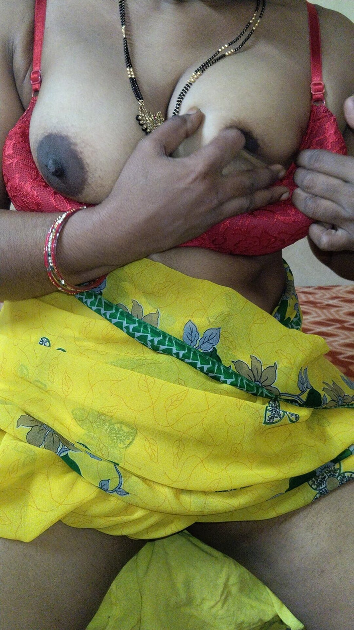 saira454: デジセクシーな義理の妹一人で家にフィンガリング