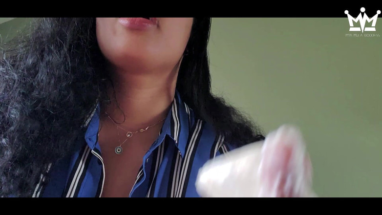 Mya Mula Goddess: Mănâncă săpun tu brat