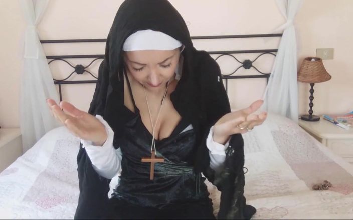 savannahamatoriale: A freira é muito religiosa