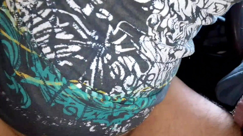 QueenbeautyQB: सौतेली मम्मी और सौतेले बेटे ने कार में सेक्स किया