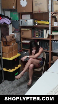 Theft suspect gets fucked hard