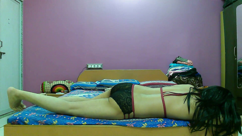 Cute & Nude Crossdresser: Bollente sissy travestito effeminato in caldo set collant rosso e...