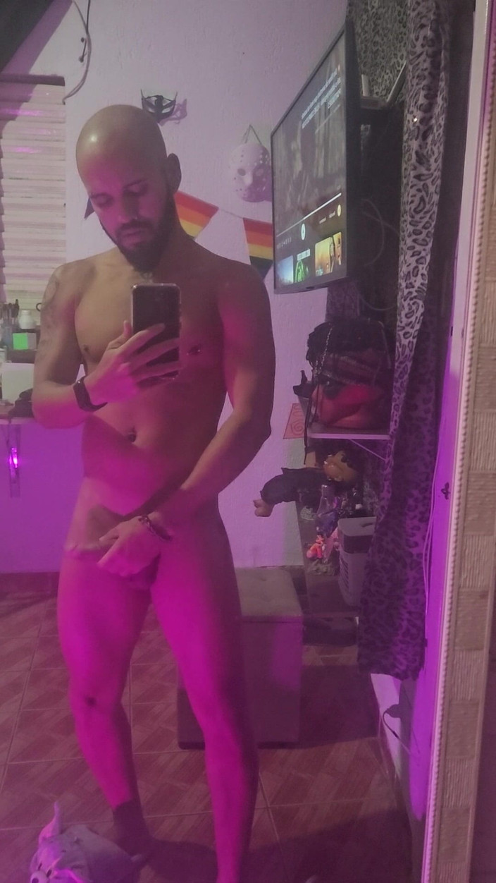 barryhlaby: Masturbing My Dick Is Enjoyable