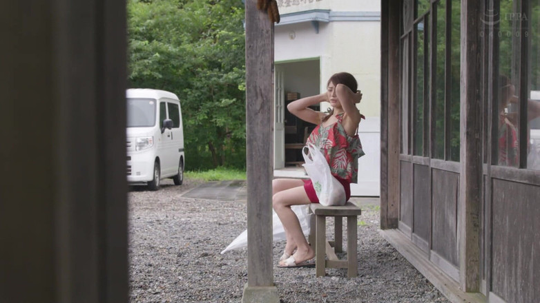 Eagle-Special: Ntr - L-am sedus pe soțul vecinei mele... o curvă bronzată...