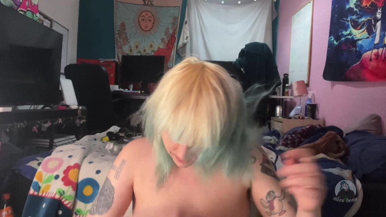 Alice Bean: Pratique de la coupe de cheveux