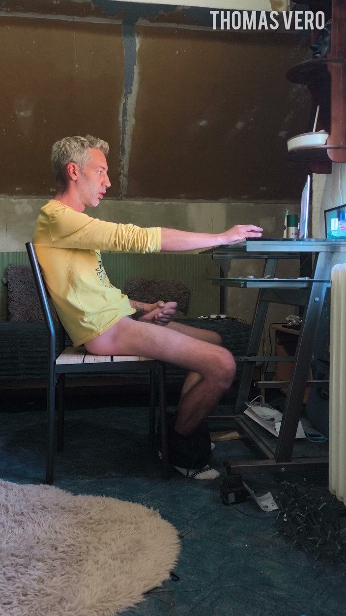 Vero Thomas: Chat přes webkameru. Chci si to udělat. Ukaž mi něco