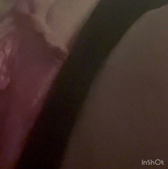 Thepinkbutterfly: Milf estimulando clitóris com novo brinquedo