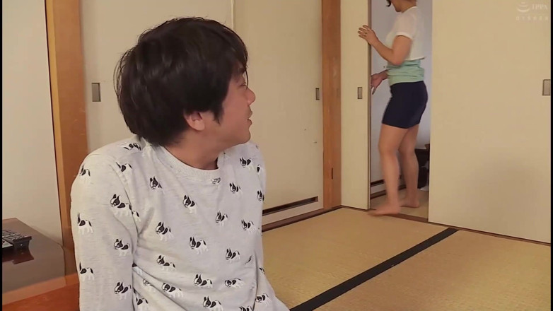 EAGLE Global: Stepson-in-law Who Loves MILFs Did All He Could to Fuck...