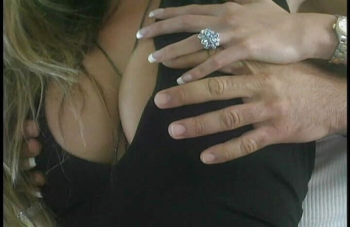 CBD Media: 浮気夫は舐め、ファック喫煙温泉bustyすべての裸のアジアの学生