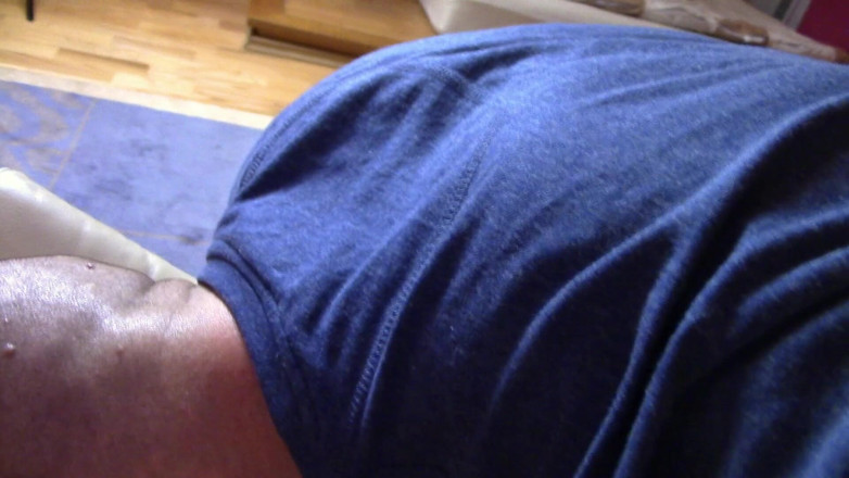 AnnaHomeMix: A Friend Licks My Pussy and Pounds Me with a...