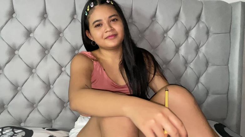 Yohamedi: 동급생을 유혹하는 대학생