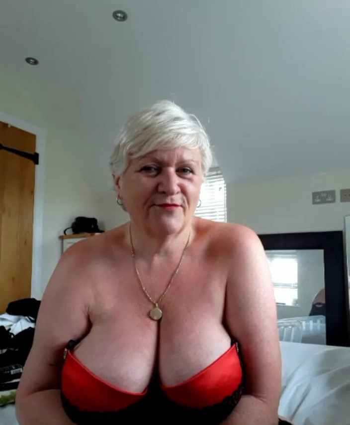 Uk Joolz: Stream spuštěn