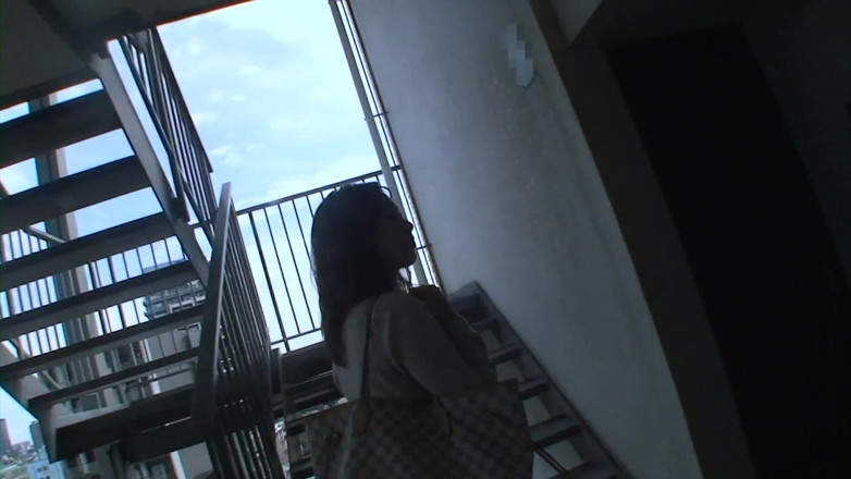 Japan Lust: Piccola teen giapponese con figa calva viene sborrata dentro