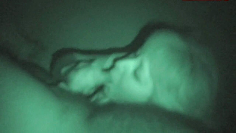 Ilario: マイカフェルナンデスはハッピーエンドの夜のショットを吸う