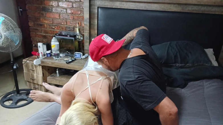 Bigjoefuckalott: Palec blondynka i nie kochała Iet