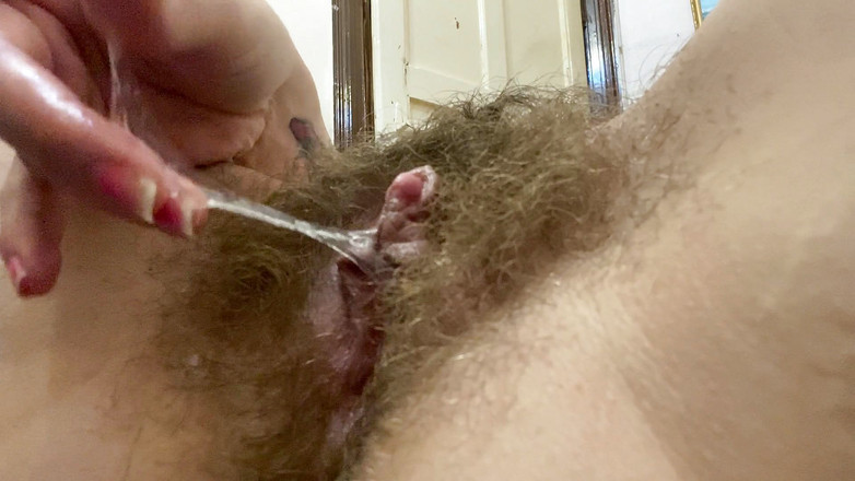 Cuteblonde666: Big clit rubbing orgasm close up hairy pussy amateur hairy...