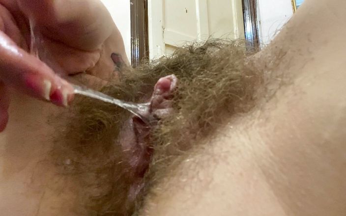 Cute Blonde 666: Big clit rubbing orgasm close up hairy pussy amateur hairy...