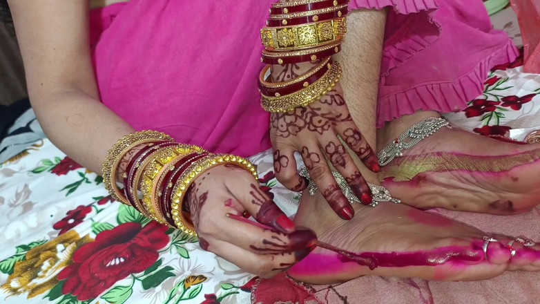 Lalita Singh: 印度新婚女人第一晚蜜月话