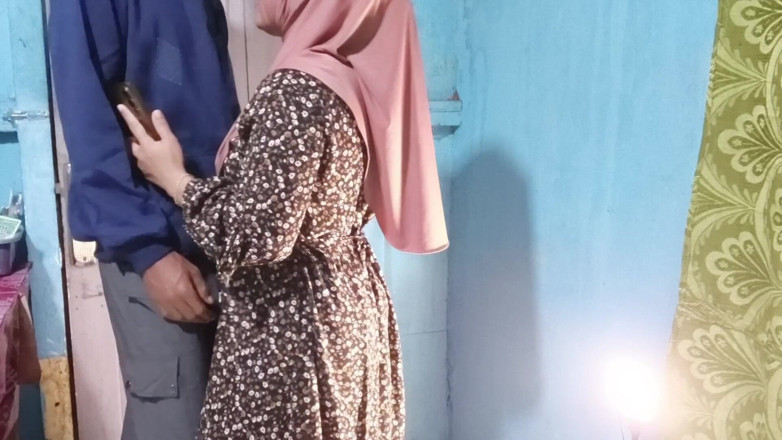 Rania: Soția sună înșelând când soțul nu este acasă