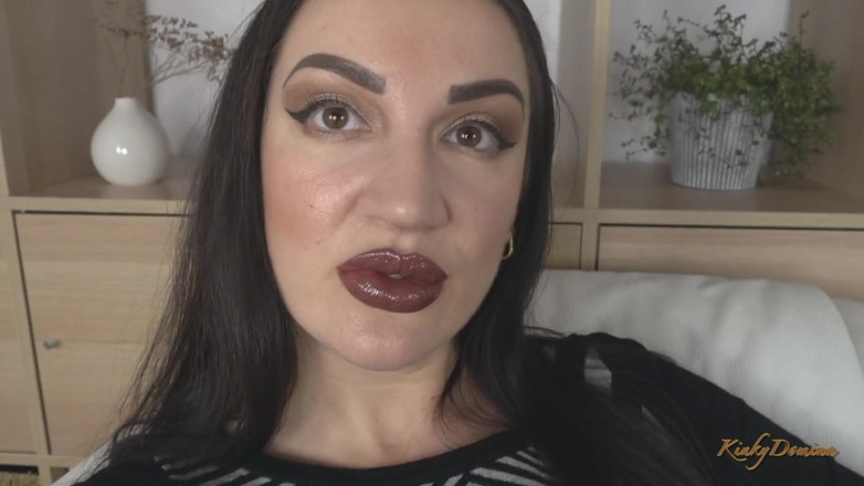 KinkyDomina: Mesmerizing juicy brown lips make you happy