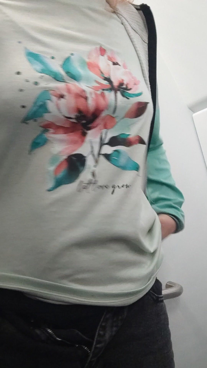 Miodelka: Sangat Berisiko Untuk My Kencing Dalam Kapal Udara